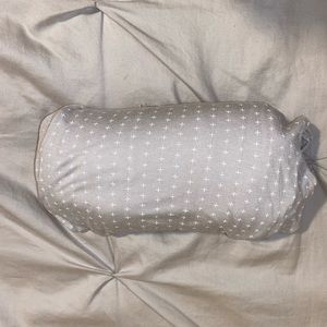 Solly baby wrap-only used once.